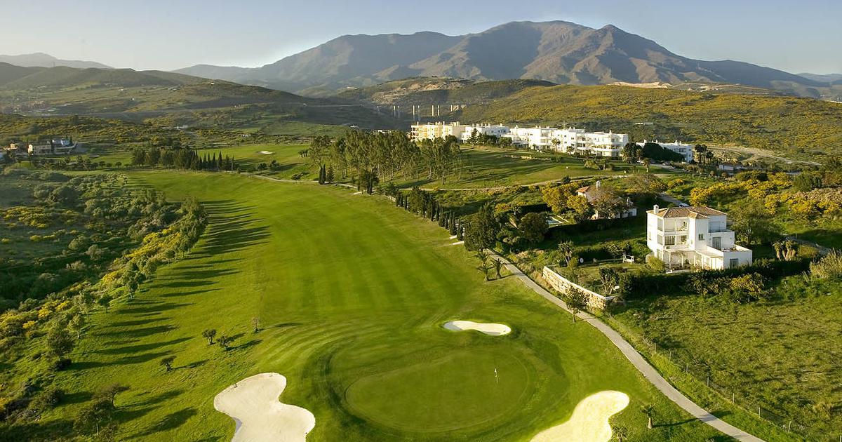 green-fees-in-estepona-golf-estepona-malaga-costa-del-sol