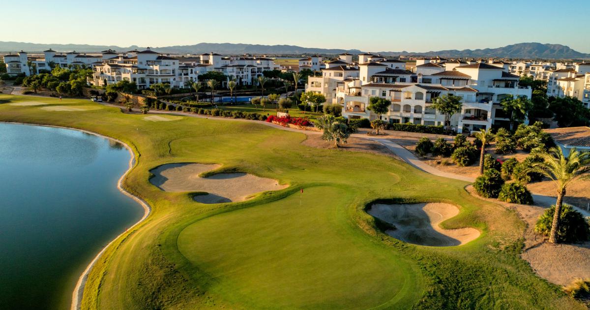 Green fees in La Torre Golf Resort, Roldan, Murcia
